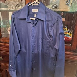 Van Heusen Men's Deep Blue Dress Shirt